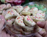 Foto langkah ke 11 dari resep 51. KUE KERING 3 BAHAN.