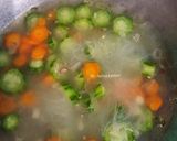 Foto langkah ke 3 dari resep Sayur Bening (Oyong Wortel & Soun Vermicelli).