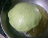 A picture of step 3 of Palak ke bhture and chole.