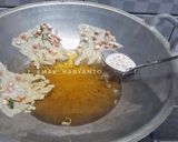 Foto langkah ke 6 dari resep Keripik Kacang aka Peyek kacang.