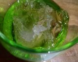Foto langkah ke 1 dari resep Es Kelapa Sirup Melon.