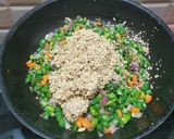 கீன்வா காய்கறிகள் உப்புமா(quinoa veg upma recipe in tamil) ரெசிபி ஸ்டேப் 3 புகைப்படம்
