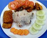 Foto langkah ke 8 dari resep Ayam goreng bumbu kuning.