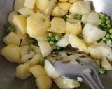पंजाबी आलू समोसा(Punjabi aloo samosa recipe in Hindi) रेसिपी चरण 2 फोटो