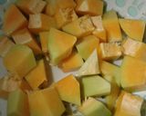 Hình bước làm 4 của món Bắp heo tiềm đu đủ