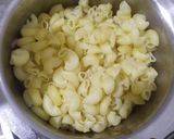 A picture of step 4 of Macaroni paste.