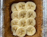 Foto del paso 4 de la receta: Tarta de galleta, plátano y dulce de leche “sin horno”