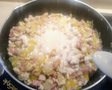 Foto del paso 5 de la receta: Calabacín relleno de pollo y bacon con bechamel