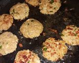 صورة لخطوة 3 من وصفة 🍔 برغر بعجينة المحلات 🍔 🇩🇿 على طريقتي 😋