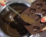 A picture of step 2 of Dry fruits chocolate.