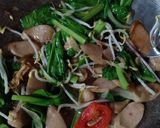 Foto langkah ke 6 dari resep Cah Sosis sayur.