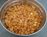 A picture of step 1 of Andhra Style Tomato Pappu.