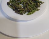 Foto del paso 4 de la receta Revuelto de espárragos, ajetes y setas. Carmen de Jaén