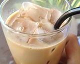 Foto langkah ke 4 dari resep Es Kopi Susu Kekinian / Zaman Now.