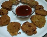 A picture of step 7 of Chana dal bhajiya.