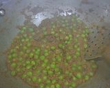 A picture of step 5 of Matar Wali Fish Curry (Fish Curry with Peas).