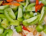 Foto langkah ke 4 dari resep Garang Asem Bumbu Iris.