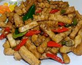 Foto langkah ke 7 dari resep Tumis tempe tahu pedas.