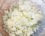 A picture of step 2 of Seafood Curry Using Seafood Mix.