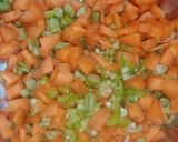 वेज सूजी टोस्ट(veg suji toast recipe in hindi) रेसिपी चरण 2 फोटो