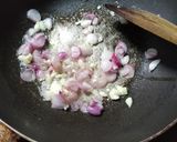 Foto langkah ke 2 dari resep Tumis sawi warnawarni.
