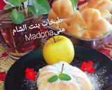 صورة لخطوة 3 من وصفة معجنات بحشوة التفاح