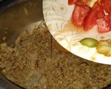 A picture of step 3 of Aloo keema.