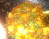 A picture of step 4 of Aloo Matar.