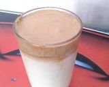 Foto langkah ke 4 dari resep Dalgona Coffee.