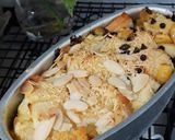 Foto langkah ke 5 dari resep Puding roti tawar panggang.