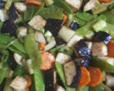 Foto del paso 3 de la receta: Pollo con verduras