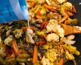 Foto del paso 9 de la receta: Verduras salteadas estilo oriental con quinoa
