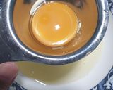 รูปขั้นตอนการทำที่ 3 ของ ขนมปังไข่กะทะ 🍞🥚🍳