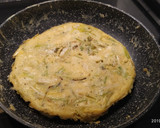 Foto del paso 3 de la receta: Tortilla de ajetes