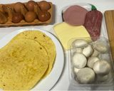 Gombás tortilla omlett recept fázis 1 fotója