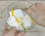 Foto del paso 1 de la receta: Bollos de queso fresco dulce o ricotta