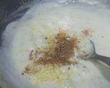 A picture of step 9 of White Sauce Pasta.