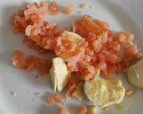 Foto del paso 4 de la receta: Huevos rellenos con salmón ahumado y queso