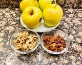 Foto del paso 1 de la receta: Pastel de manzana, pasas y nueces tipo alemán
