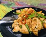 รูปขั้นตอนการทำที่ 1 ของ ผัดพริกแกงไก่