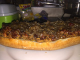 Sándwich de costilla gigante de barbacoa