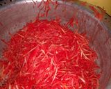 A picture of step 1 of Gajr ka halwa.
