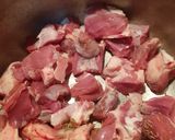 A picture of step 1 of Bhona Gosht.