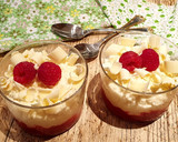Foto del paso 6 de la receta: Vasitos de Mousse de Chocolate Blanco con Frambuesas