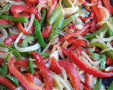 Foto del paso 2 de la receta: Fajitas de pollo