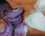 Foto del paso 1 de la receta: Dorada al horno sobre cama de tomate y al limón