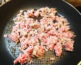 A picture of step 1 of Easy! Ground Meat and Garlic Chive Kimchi Stir-Fry.