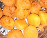 A picture of step 3 of Moung daal pakorey.