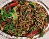 वेज स्पाइसी नूडल्स (veg spicy noodles recipe in Hindi) रेसिपी चरण 4 फोटो