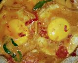 Foto langkah ke 4 dari resep Telur Ceplok Mata Sapi Bumbu Pedas.